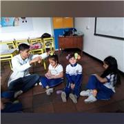 Profesor de apoyo en el área de inglés con más de 3 años de experiencia en instituciones privadas básica y media